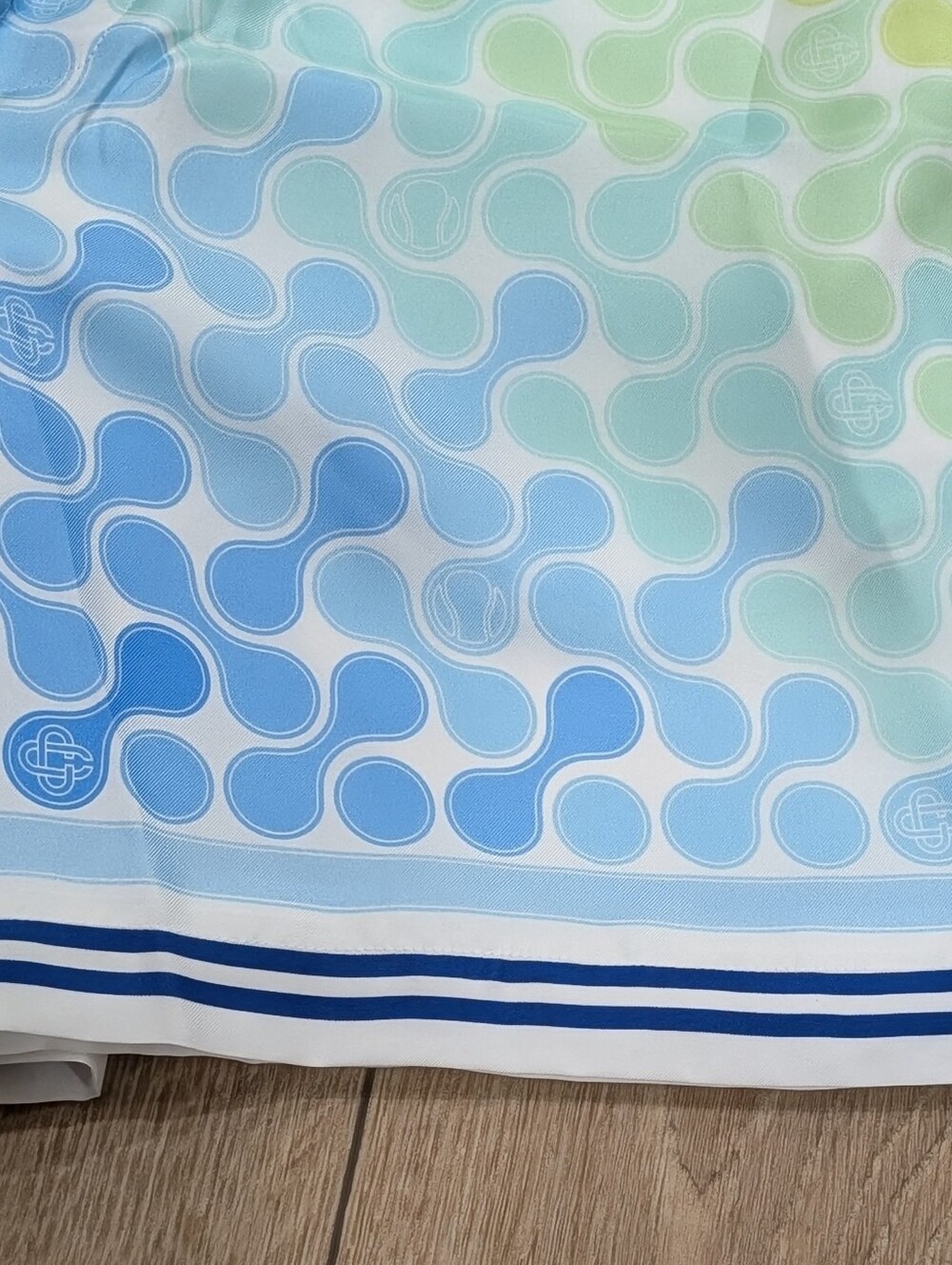 $875 Mens Casablanca Gradient Tennis Tile Silk Shorts Small - Picture 2 of 9
